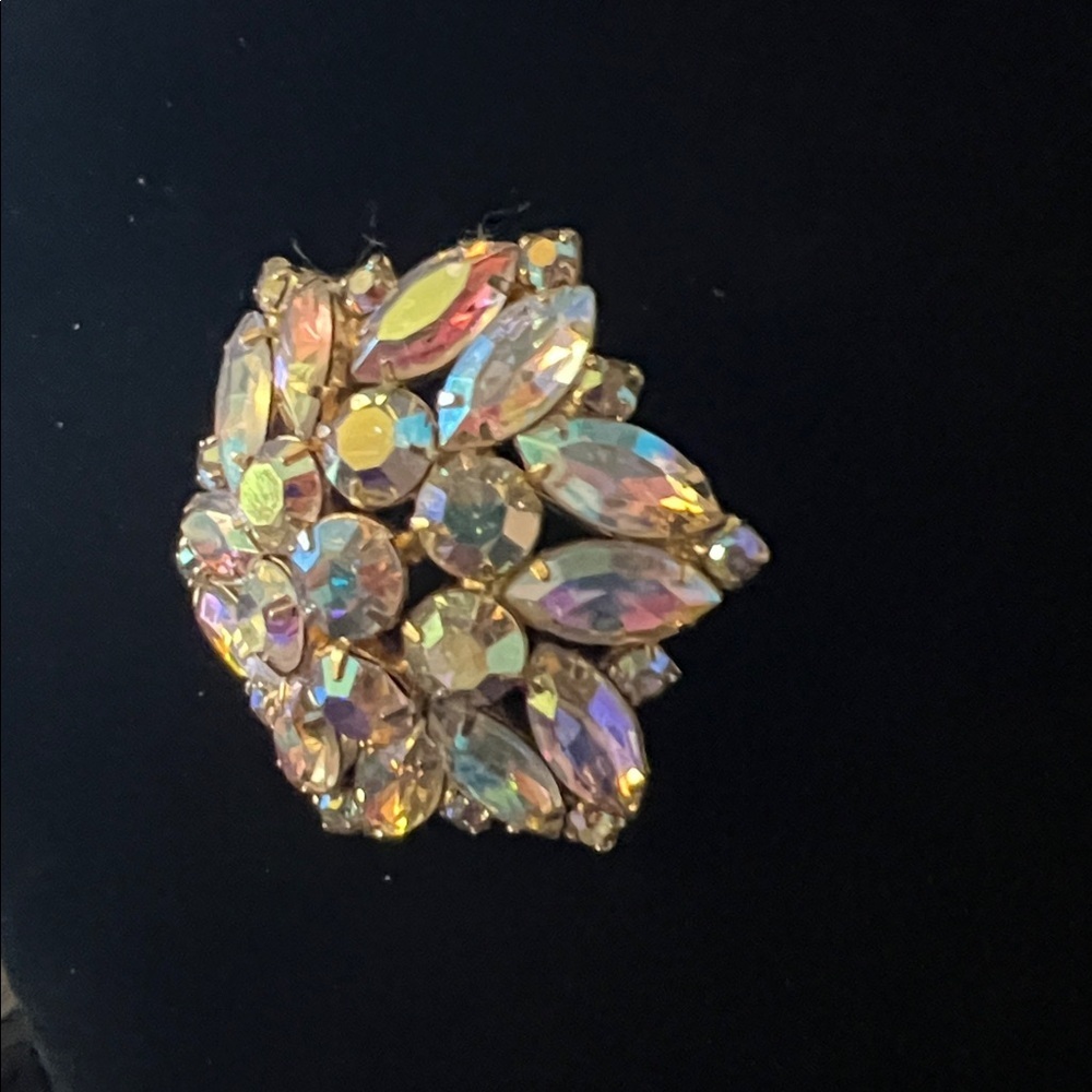 Vintage 2” Gold and Iridescent 1950’s Crystal Brooch - Picture 3 of 6